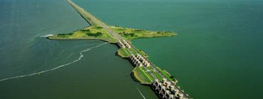 Afsluitdijk - an example of Dutch ingenuity and engineering prowess