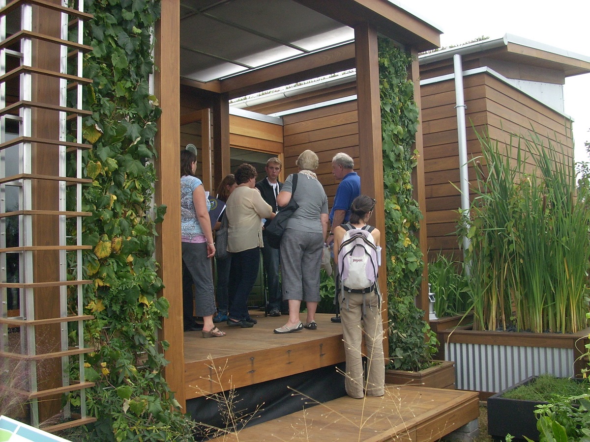 WaterShed -- the Universit of Maryland entry -- captured the top prize in the 2011 US Solar Decathlon.