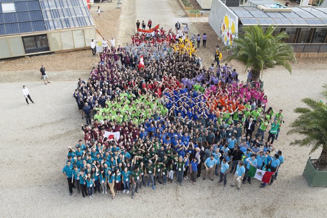 Solar Decathlon Teams Celebrate Courtesy Team RHOME