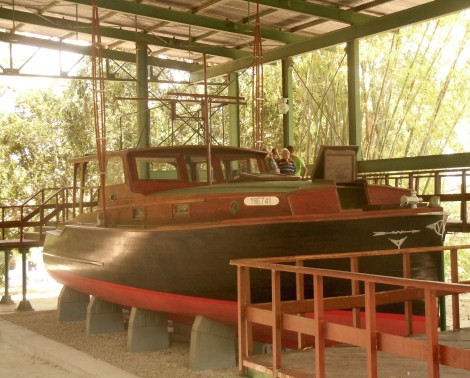 Ernest Hemingway’s beloved fishing boat Pilar is restored and a permanent attraction at his perfectly preserved home Finca Vigia. He remains an icon on the island in favorite bars, restaurants and locations.