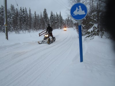 Tracks for snowmobiling at Levi. Photo by Aik Meeuse, Creative Commons 3.0