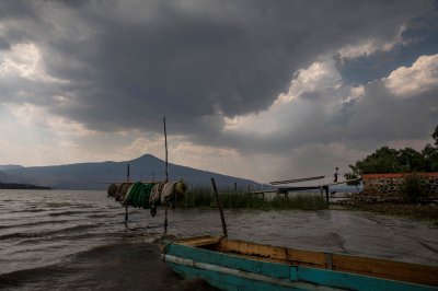 Water quality in Lake Patzcuaro has seriously declined, and with it, the population of achoques. Photo by Adriana Zehbrauskas for The New York Times. All rights reserved. 